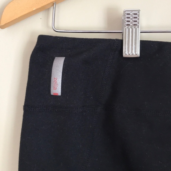 Zella Cropped Leggings - Picture 2 of 6